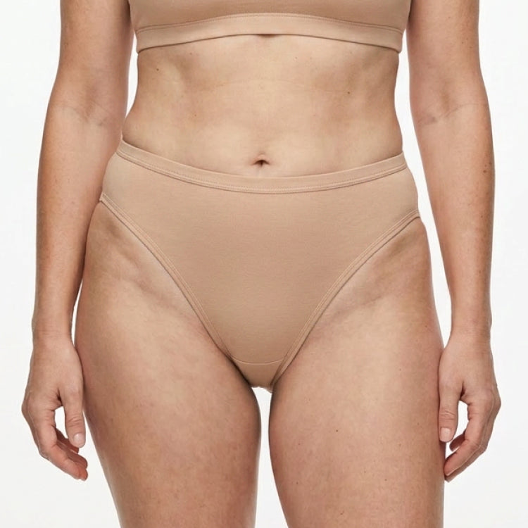 La culotte qui suit toutes les femmes, partout